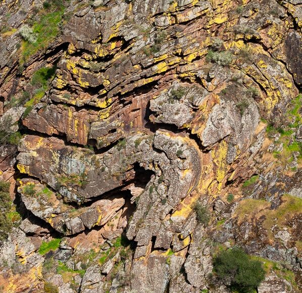 Geoshapes at Mosteiro Stream valleyDouro Internacional